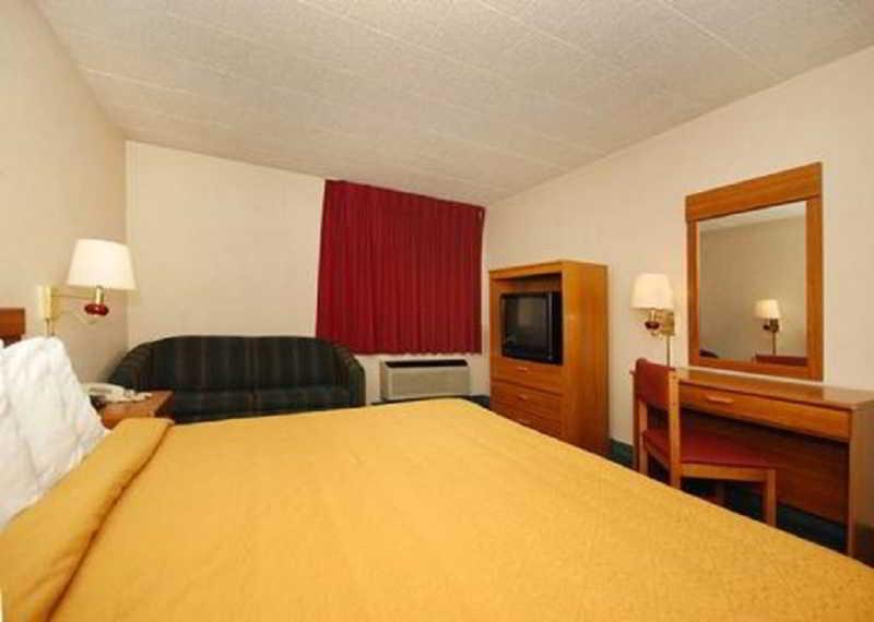 Red Roof Inn New Stanton Ngoại thất bức ảnh